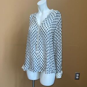 ZARA Grey On White Print Silk Blouse Top – Size Lg